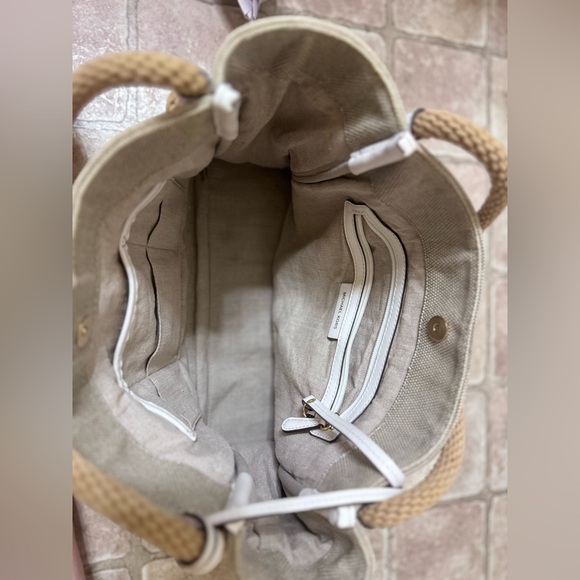 Michael Kors Isla Tan Tote - Picture 7 of 8